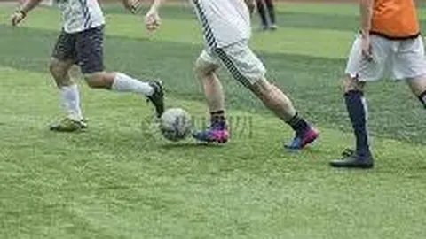 CBA精彩瞬间大盘点：竞技与欢乐并行