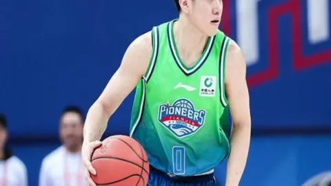 河南俱乐部彩陶坊03上海申花下轮对阵辽宁铁人